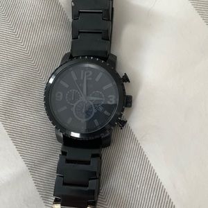 Almost new Fossil Nate in black stainless steel, still has links and tin